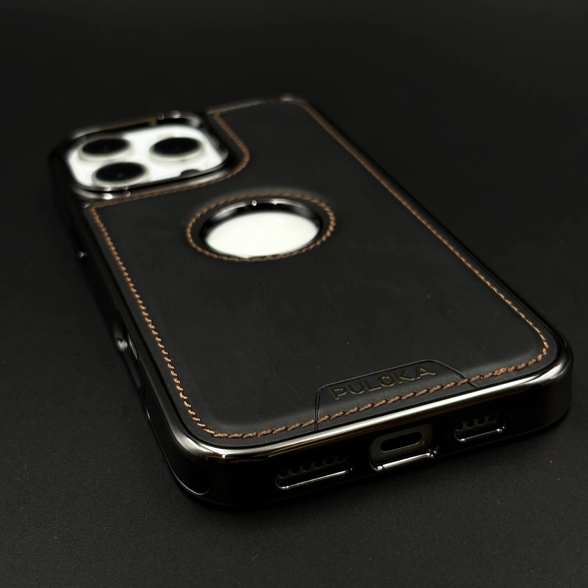 iPhone Side Stitch Chrome Leather With Hidden Magsafe