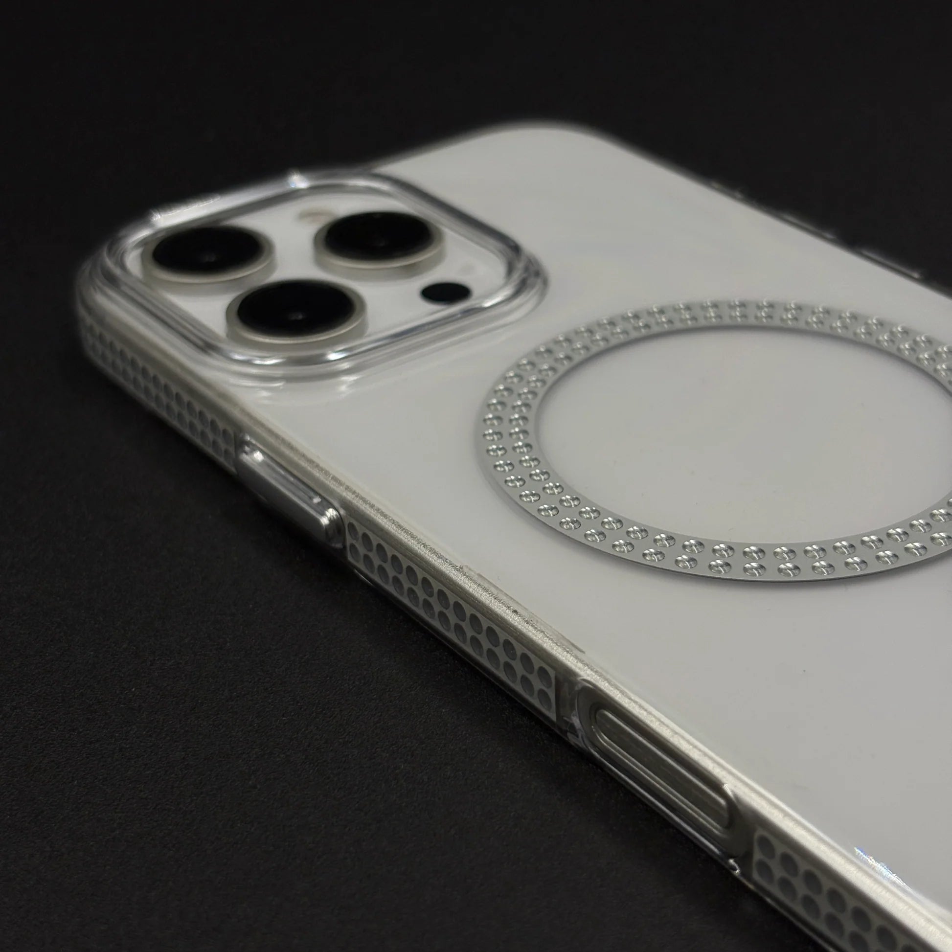 iPhone Diamond Crystal Case with Magsafe