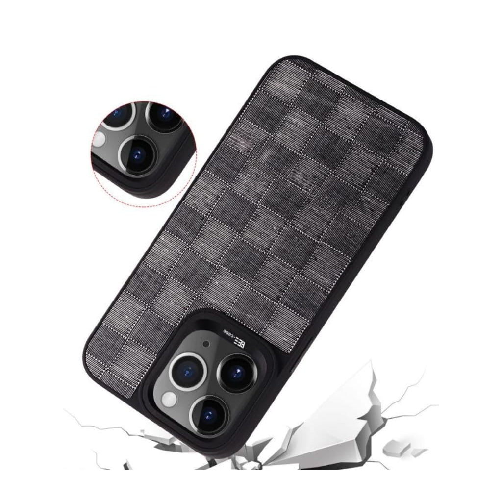 iphone-chess-design-protection_5a80a5d4-0572-4a18-97f8-fa456a9b2fe9