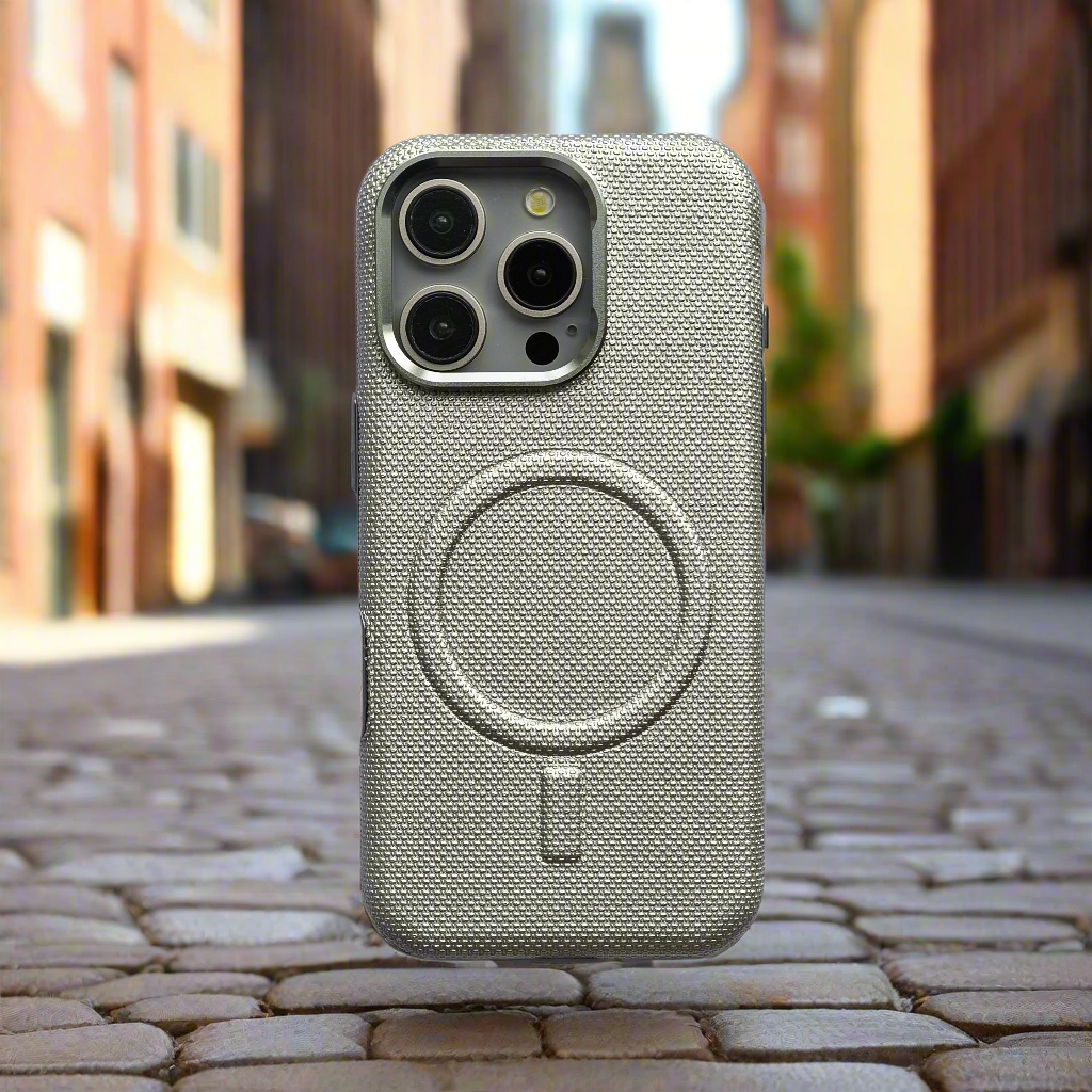 iPhone Textured Pop Case With Magsafe And Side Silicon Chrome