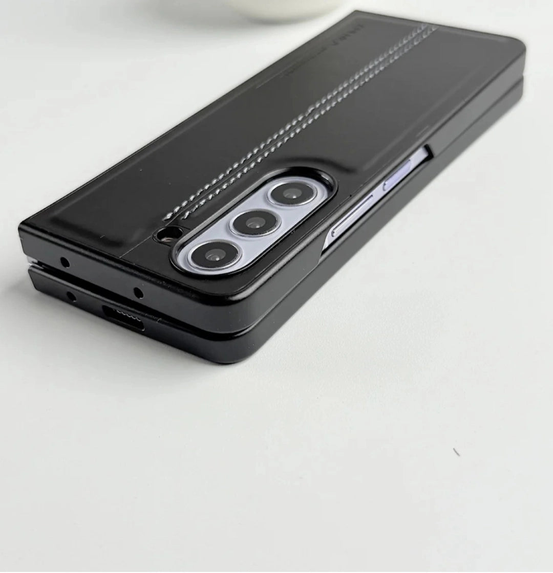 samsung-galaxy-z-fold-embroidered-line-case-black-camera